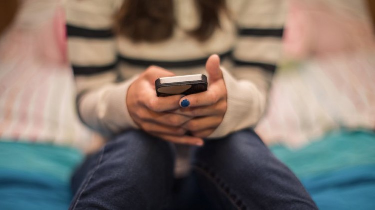 Messaggiare Con Una Ragazza Che Non Conosci